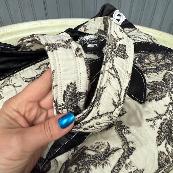 Sonja’s Handmade Toile Print Tote Bag, Black & White, Country Cottage Style Tote - Picture 11 of 12